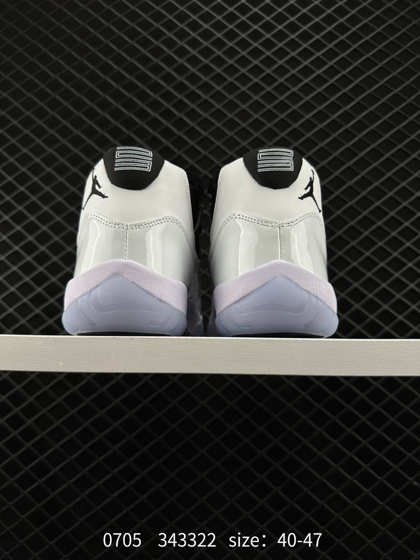 Nike Air Jordan 11 Retro Low”Concord“